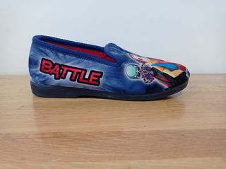 Zapatillas de casa cerradas