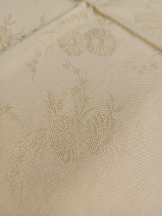 Set 2 tovagliette quadrate in cotone.