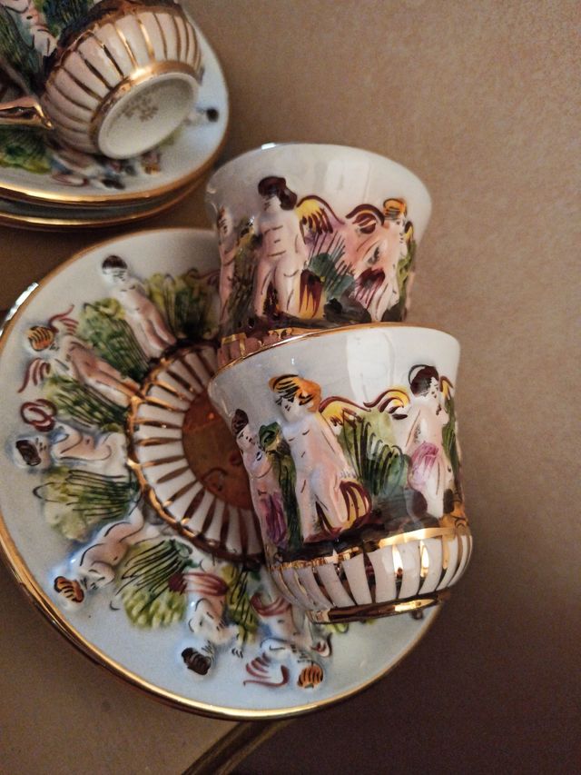 Capodimonte 4  tazzine da caffè c/ piattino