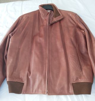 CAZADORA DE CUERO COLOR MARRÓN