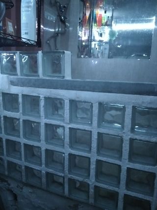 Manitas en Barcelona – muebles, grifos, cortinas