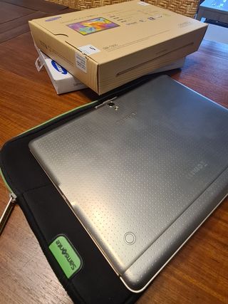 SAMSUNG GALAXY TAB-S + TECLADO