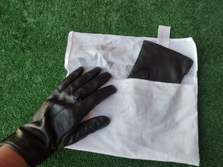 NUEVOS Guantes de piel negros de ADOLFO DOMÍNGUEZ