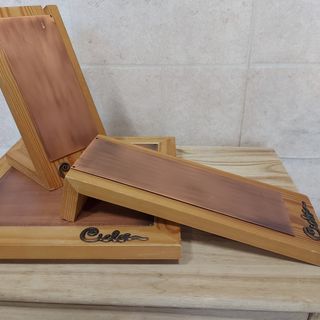 Conjunto de 4 expositores de madera con metal