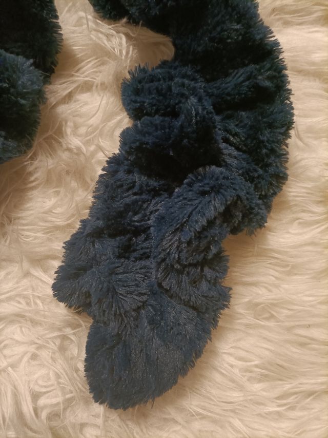 Cuello de pelo sintético