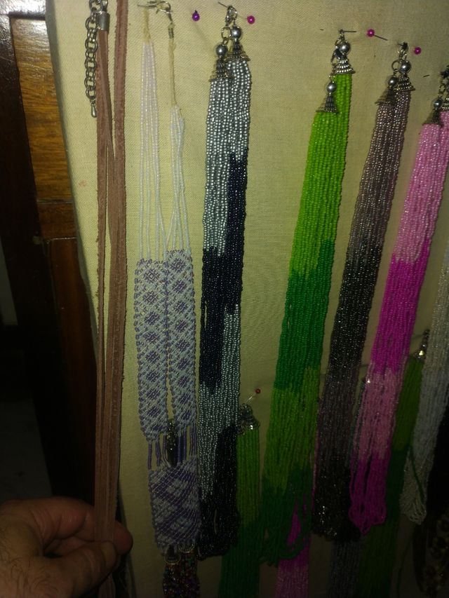 collares en mostacilla 