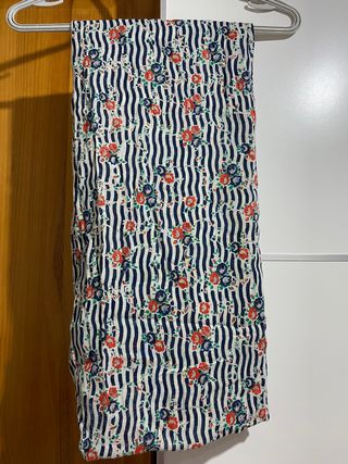 Pañuelo mujer estampado flores