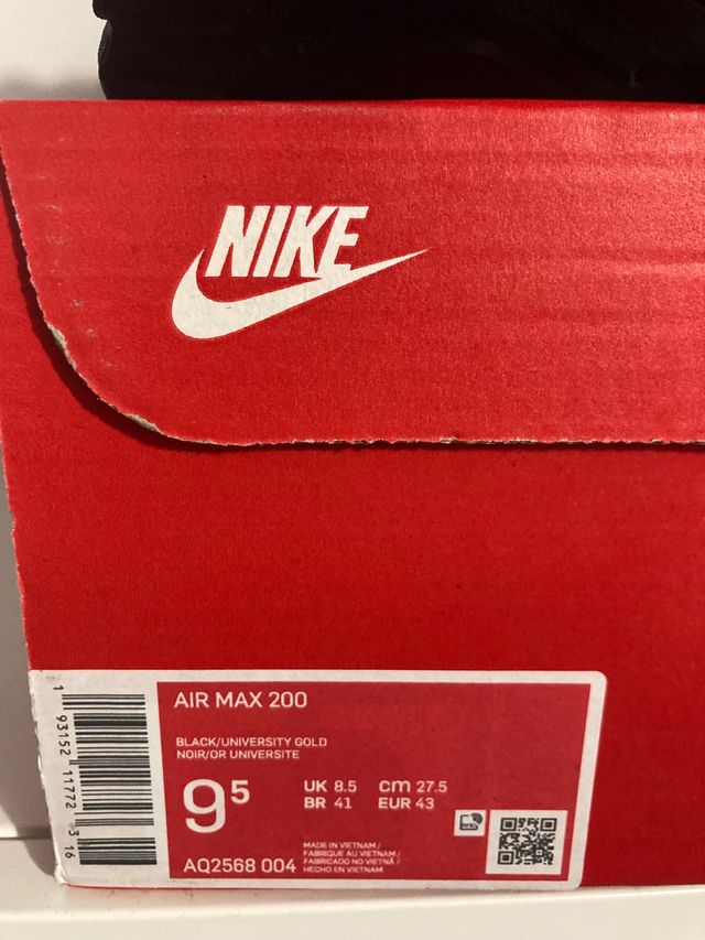 NIKE AIR MAX 200