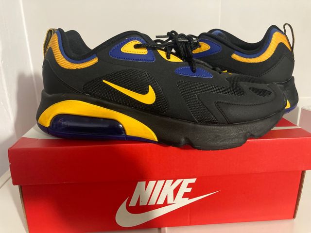 NIKE AIR MAX 200