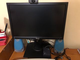 Monitor LCD ASUS 20 pollici rapporto 16:10