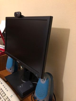 Monitor LCD ASUS 20 pollici rapporto 16:10
