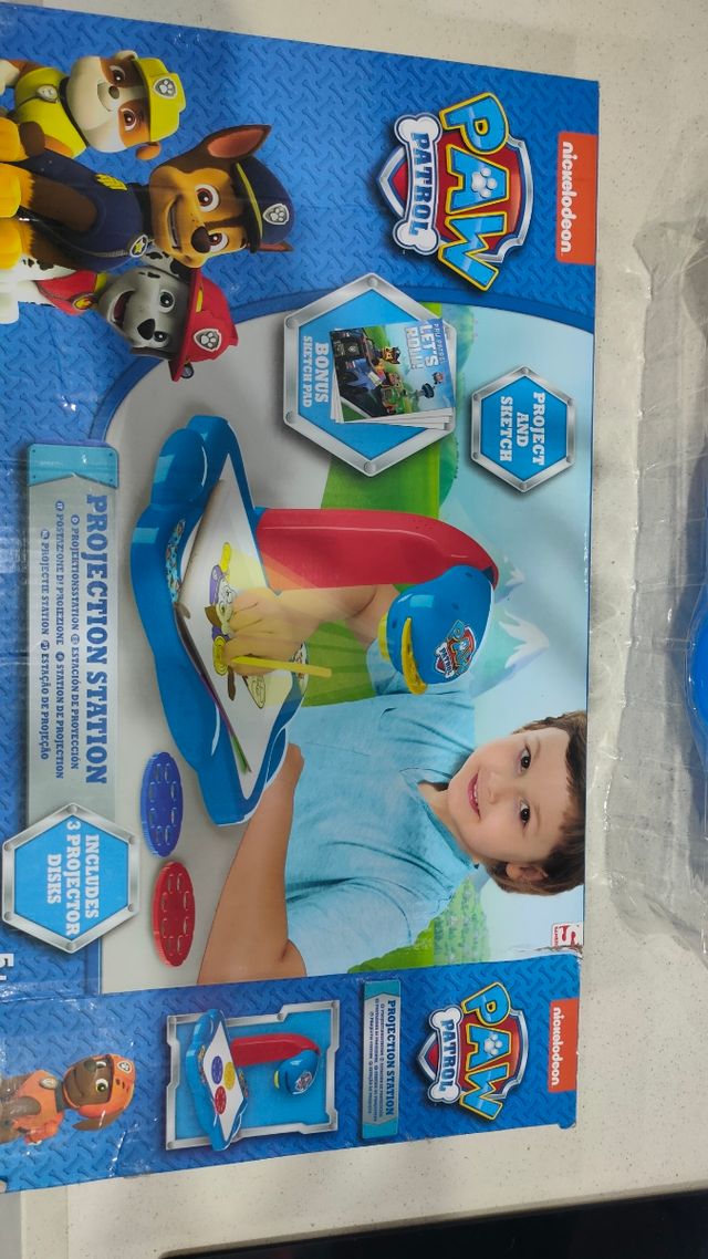 PROYECTOR DE LA PATRULLA CANINA