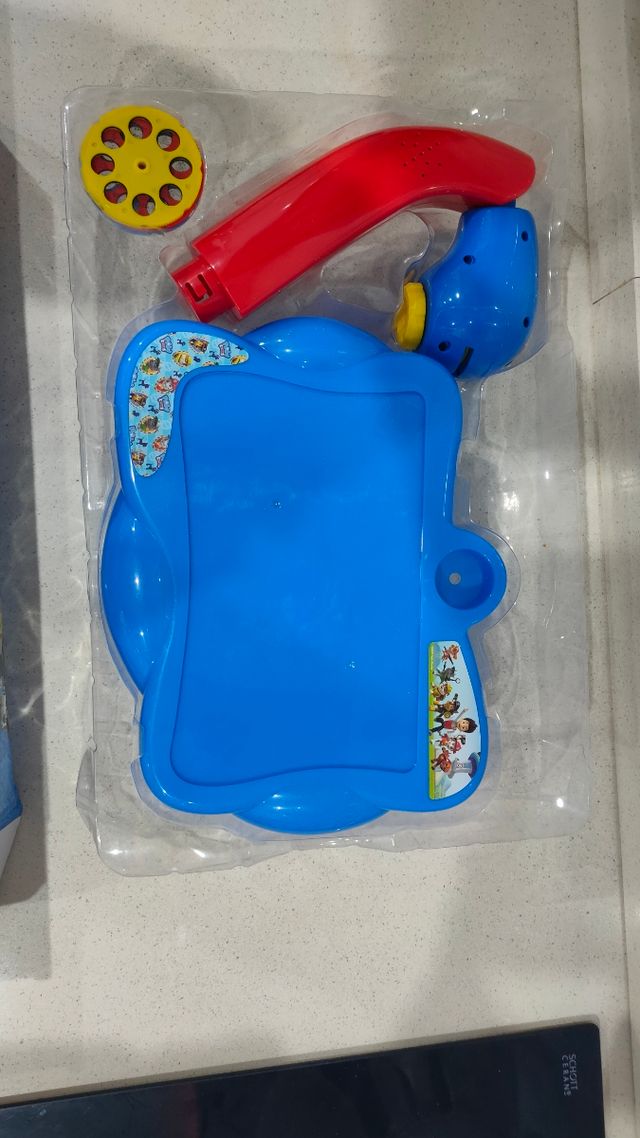 PROYECTOR DE LA PATRULLA CANINA