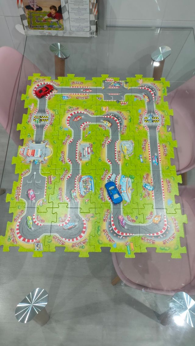 PUZZLE CON DOS COCHES