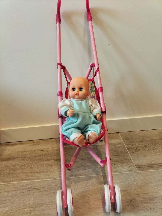 Carrito de muñeca