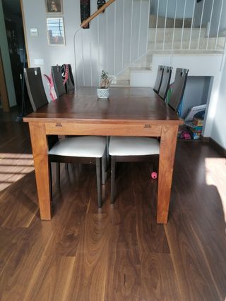 MESA COMEDOR DE TEKA