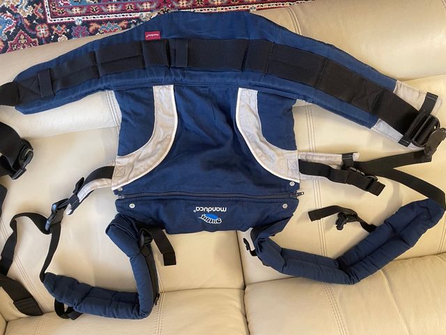 Mochila porta bebés Manduca .