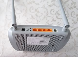 Modem Router Tp-Link ADSL2+ Wi-Fi 300 Mbps
