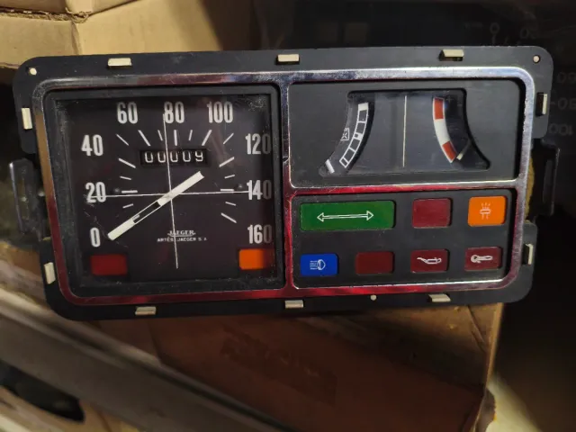 cuadro instrumentos Renault 5