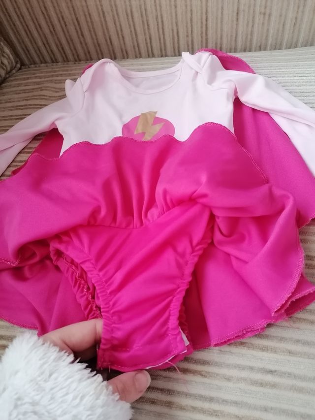 disfraz bebé superheroina
