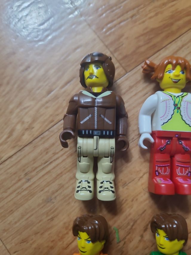Coleccion figuras Lego junior