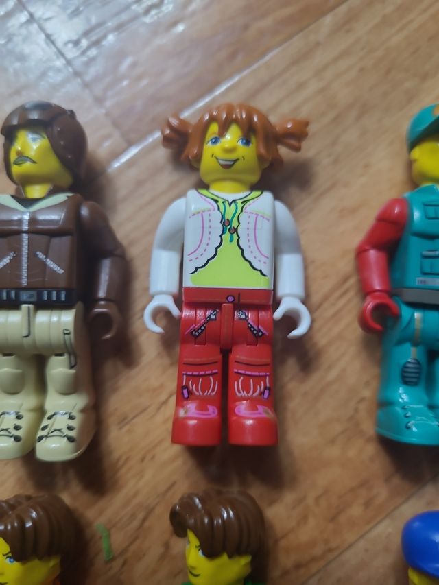 Coleccion figuras Lego junior