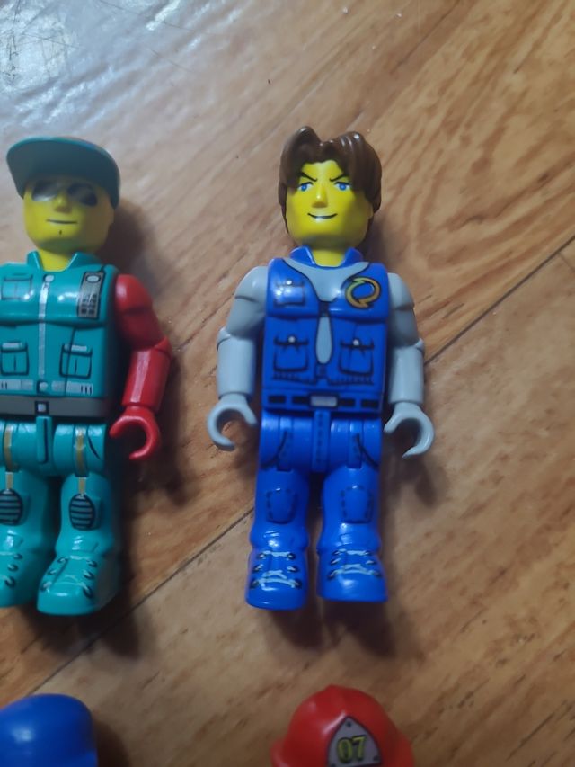 Coleccion figuras Lego junior