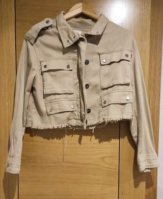Cazadora denim cropped 