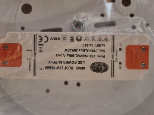 Lámpara de techo [ pantalla asimétrica]