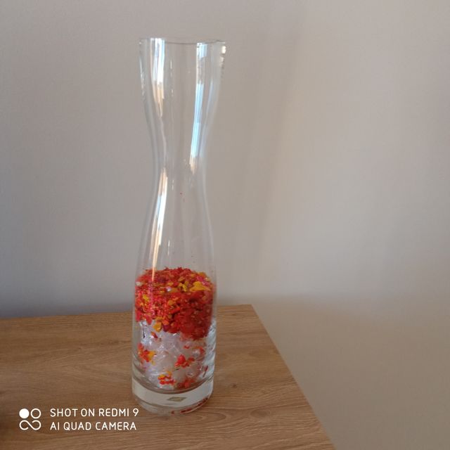 vaso in vetro spesso.