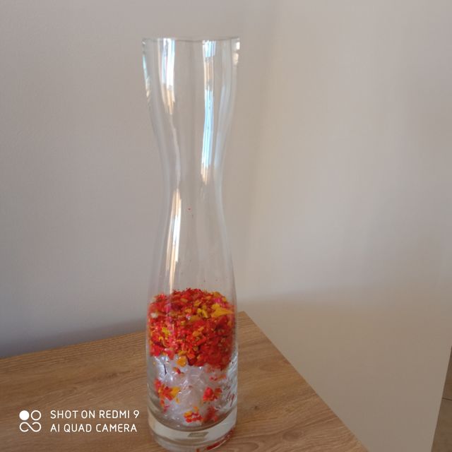 vaso in vetro spesso.