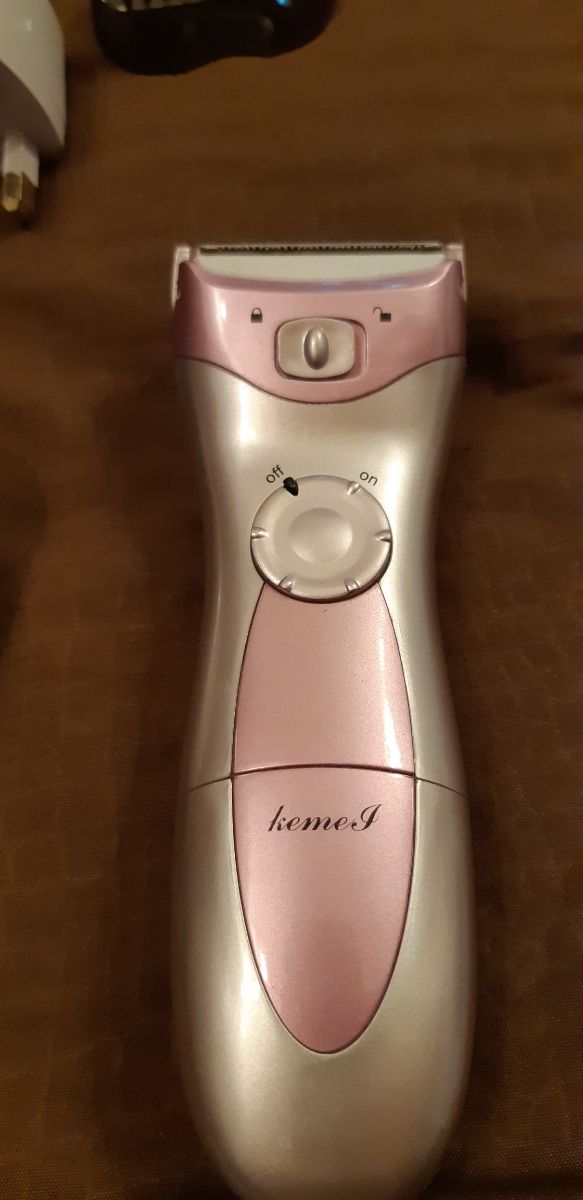 Depilatore ricaribile donna. Come nuovo. 