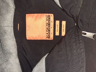 Parka Napapijri negra