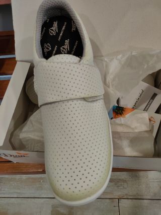 Zuecos Sanitarios numero 39 y 46