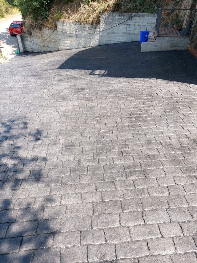 Hormigon impreso fachadas muro de contención y pis