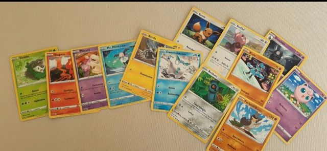 carte Pokemon originali (no doppie)