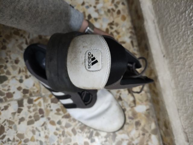 Zapatos y Guantes de golf