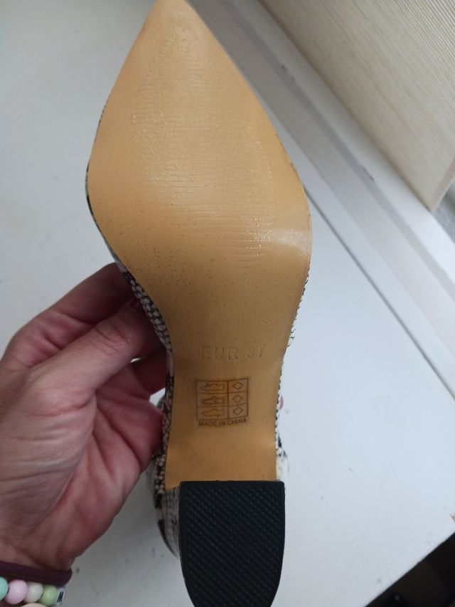 Zapato, sandalia tacón piel serpiente Shein