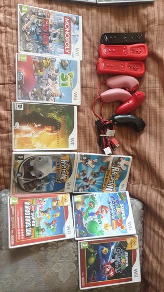 NINTENDO WII ROJA  110€ TODO
