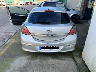 Opel Astra gtc sport 1.6 105