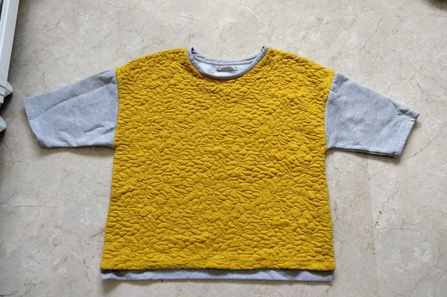 sudadera chica. talla M. pull & bear