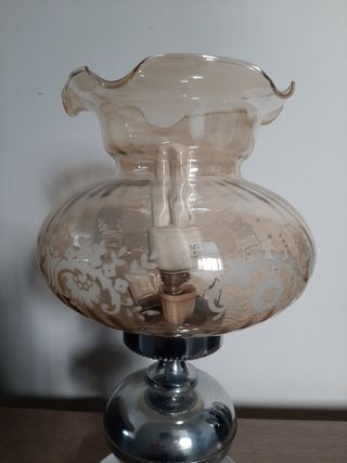 Lamparita de mesita de noche