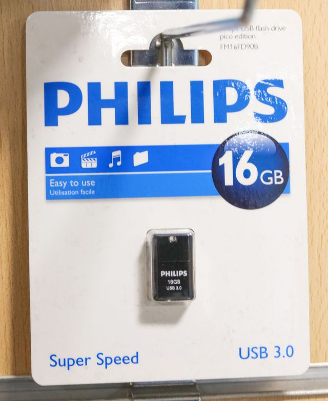 PHILIPS USB 16 GB