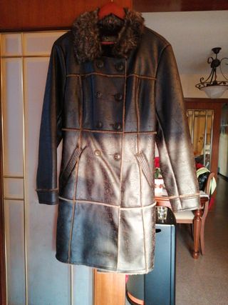 Abrigo Mujer piel con forro de piel