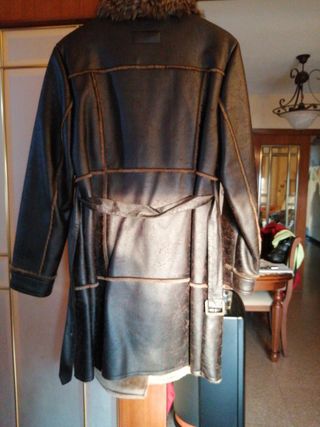 Abrigo Mujer piel con forro de piel