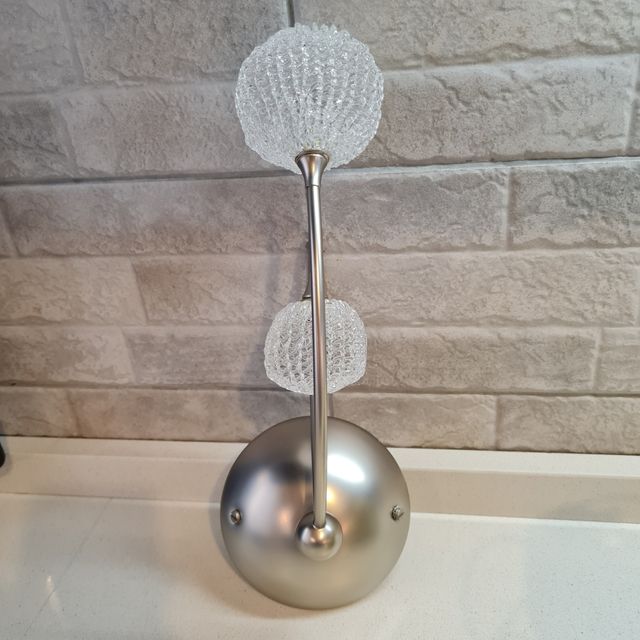 Lampada da parete I acciaio satinato e cristallo