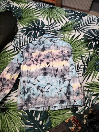 Cazadora Bershka 