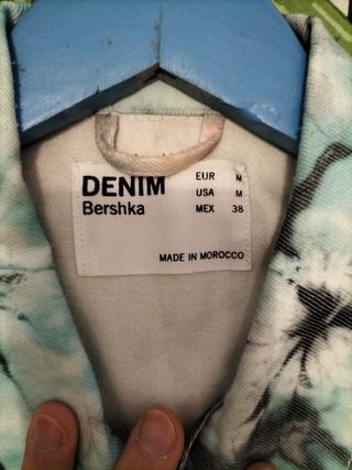 Cazadora Bershka 