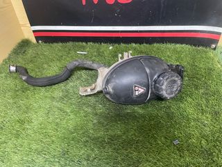 GUANTERA-TAPA- MOTOR LIMPIA MERCEDES W204 2010