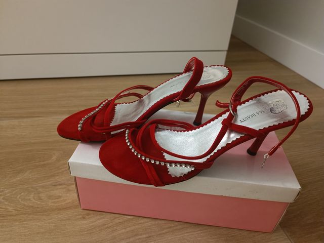 Zapatos terciopelo rojo, Número 39